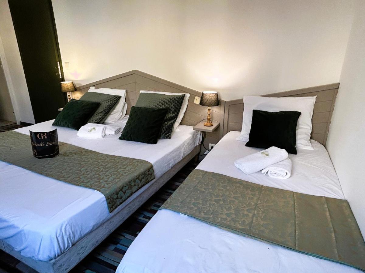 Gabrielle Hotel Эгин Номер фото