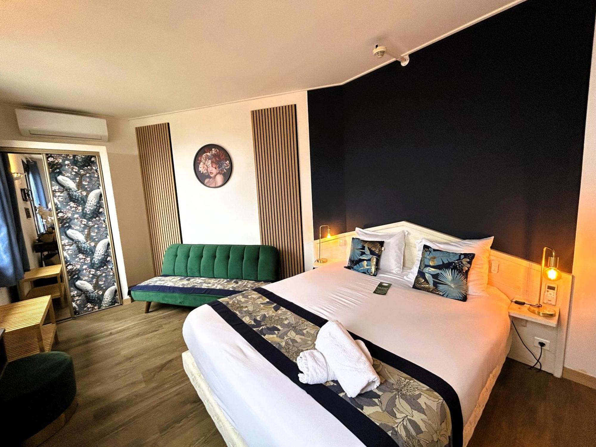 Gabrielle Hotel Эгин Номер фото